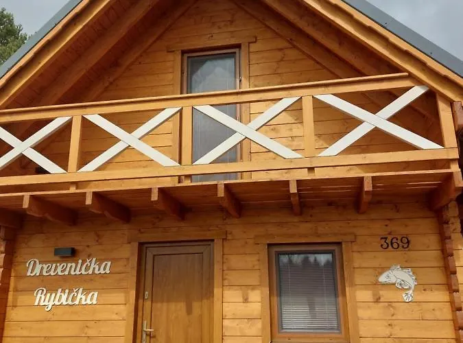 펜션 Drevenicka Rybicka 립토브스키트로노벡